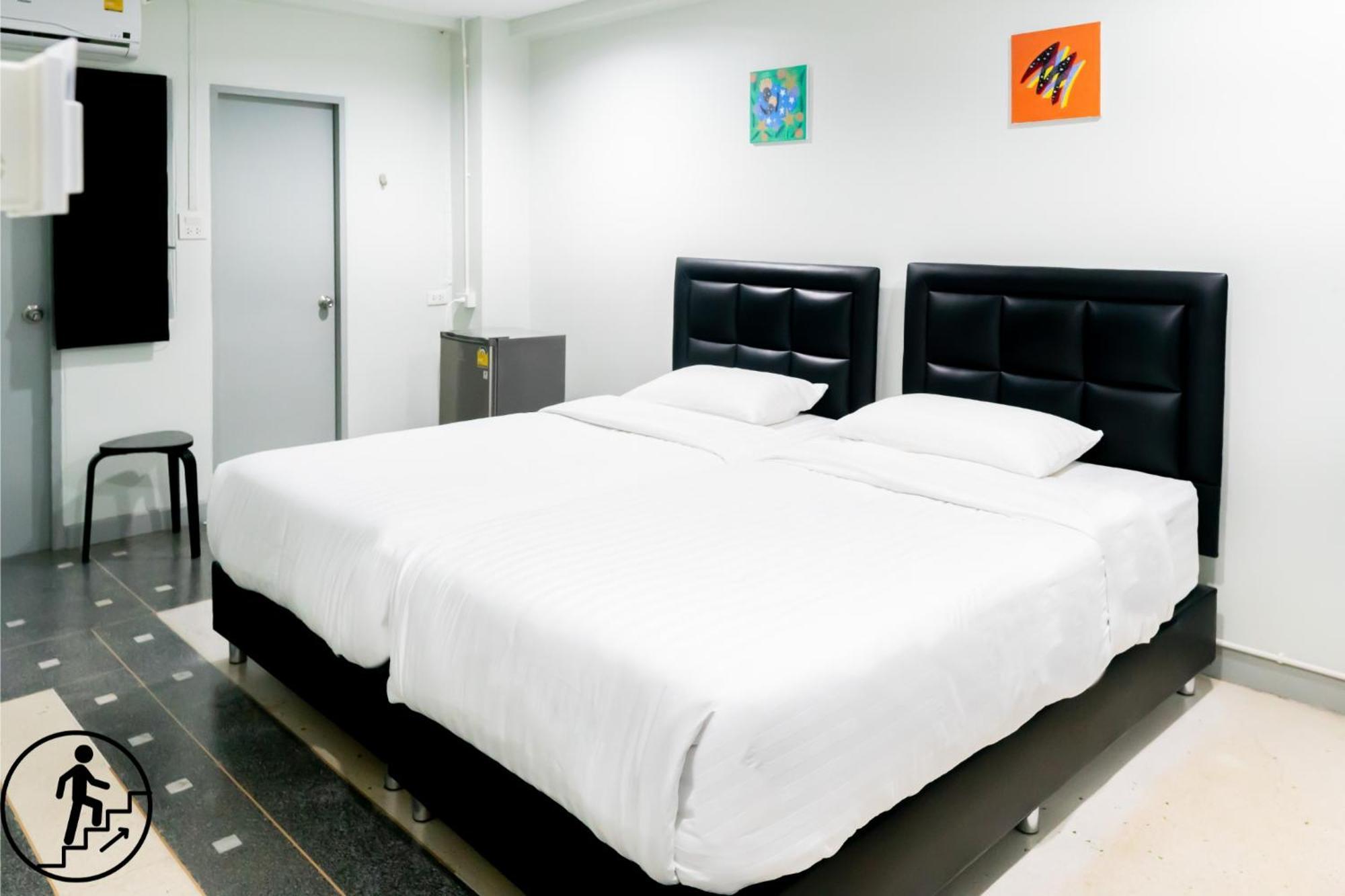 Suksomboon Residence Bangkok Luaran gambar